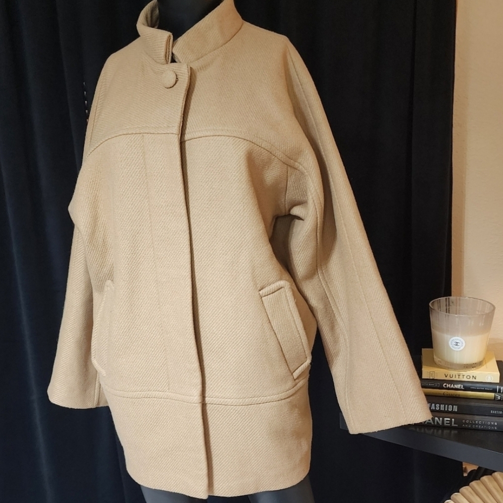DESIGNER STYLE OVERSIZED WOOL COCOON COAT BEIGE MINIMALIST CHIC SIZE S - Picture 9 of 9